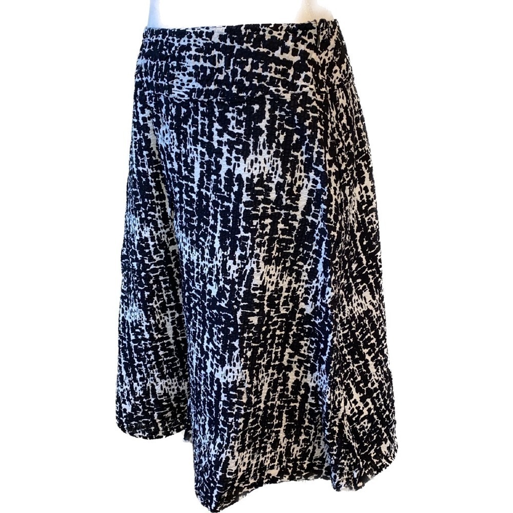 Croft & Barrow A-Line Midi Black And White Skirt Size 6